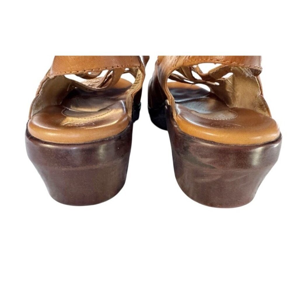 Ariat Women's Sz 8 Floral Slingback Leather Sandals Tan - Picture 5 of 11